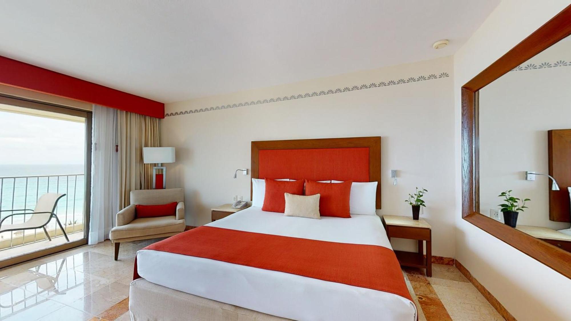 Grand Park Royal Cancun (Adults Only) Exterior photo A room at the Hard Rock Hotel Vallarta