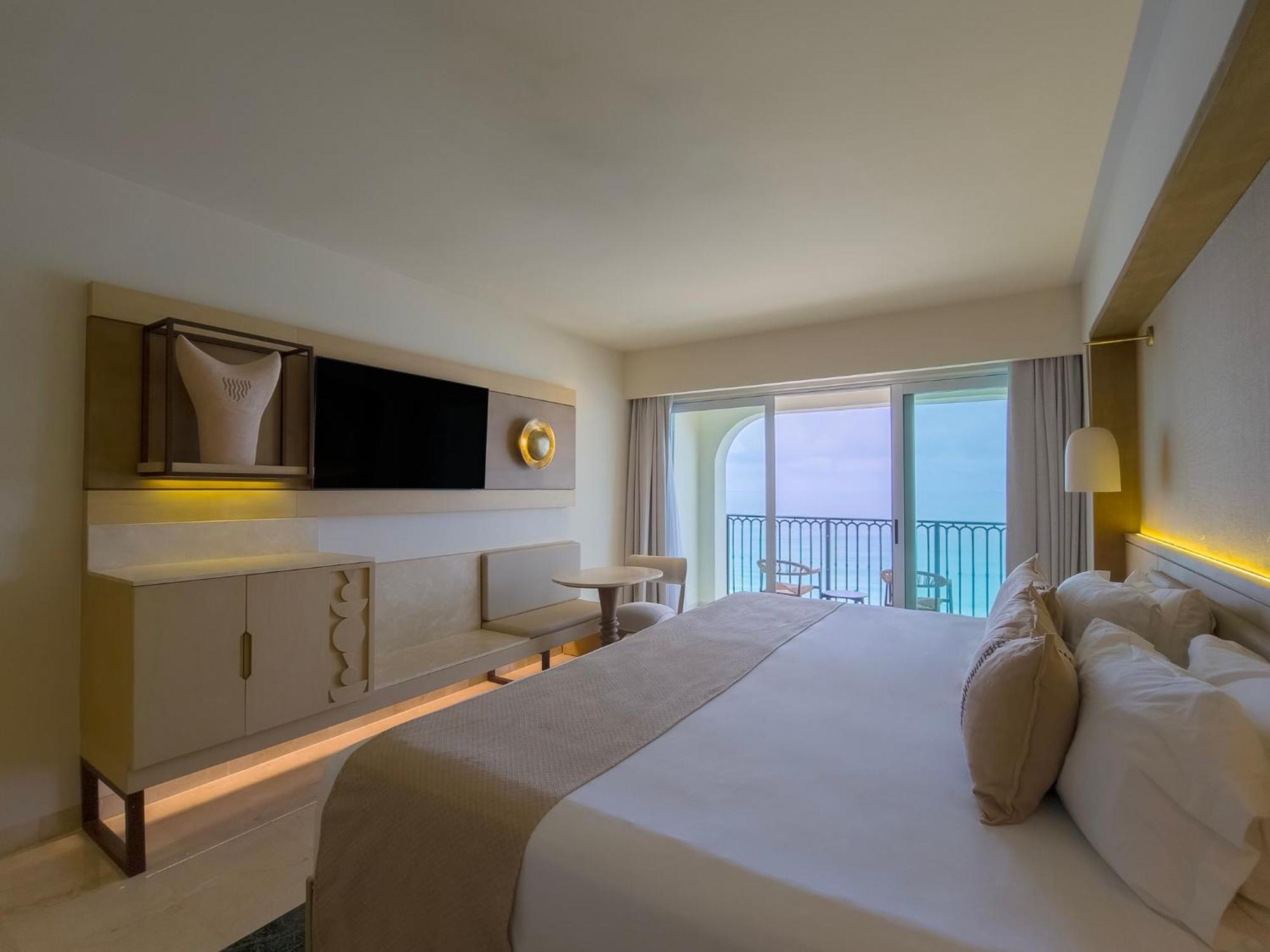Grand Park Royal Cancun (Adults Only) Exterior photo Deluxe Ocean View