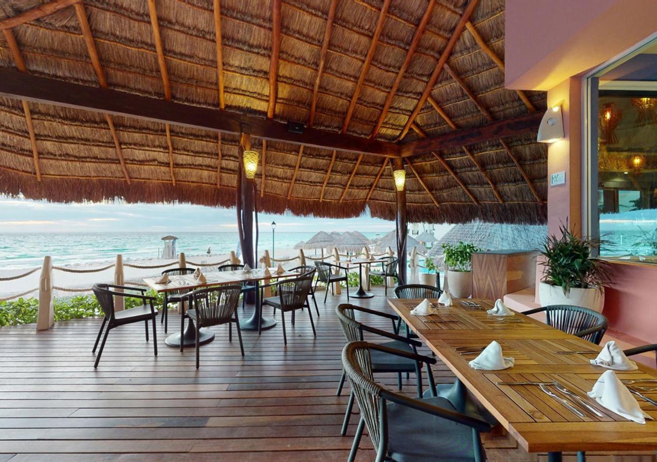 Grand Park Royal Cancun (Adults Only) Exterior photo