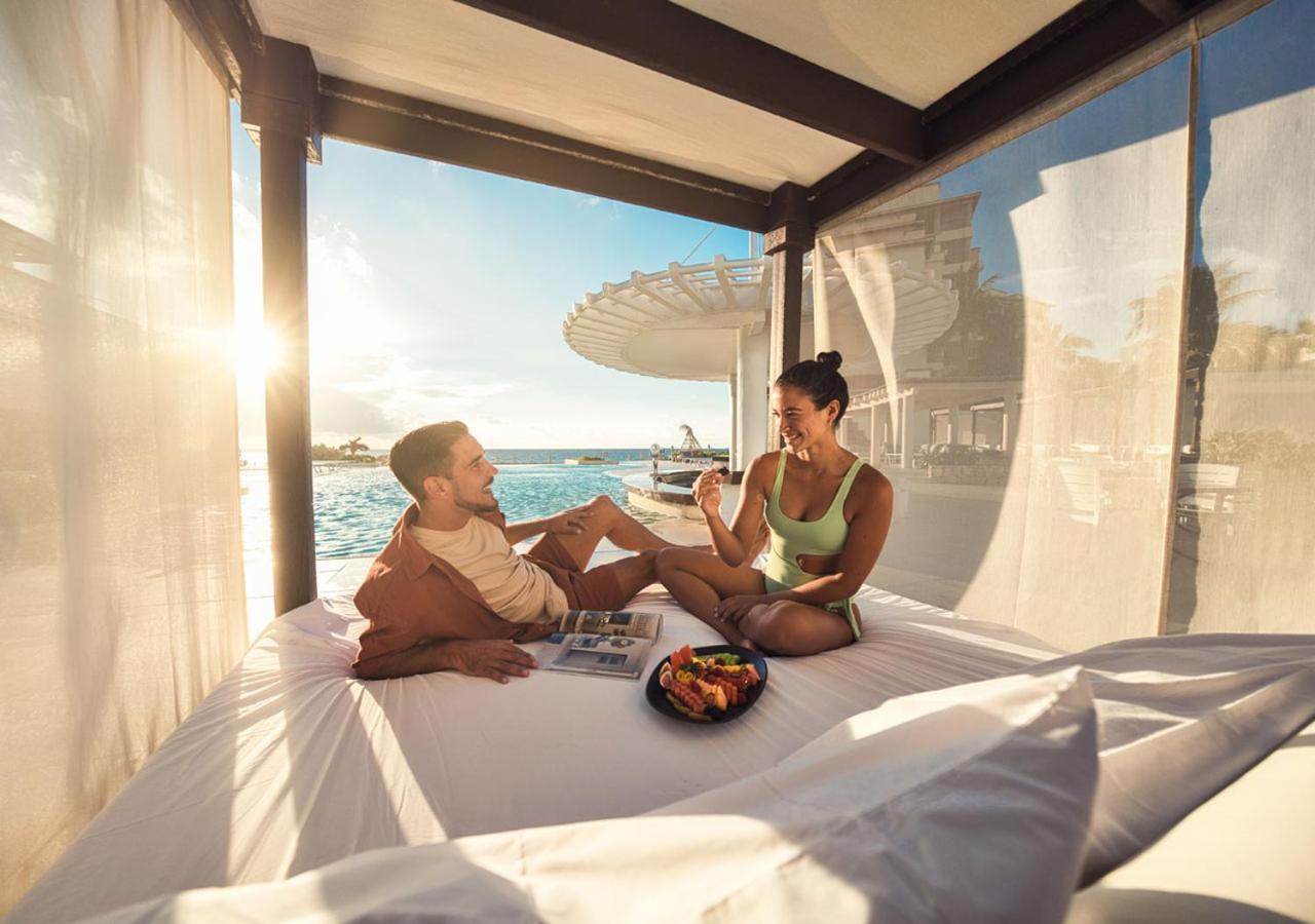 Grand Park Royal Cancun (Adults Only) Exterior photo